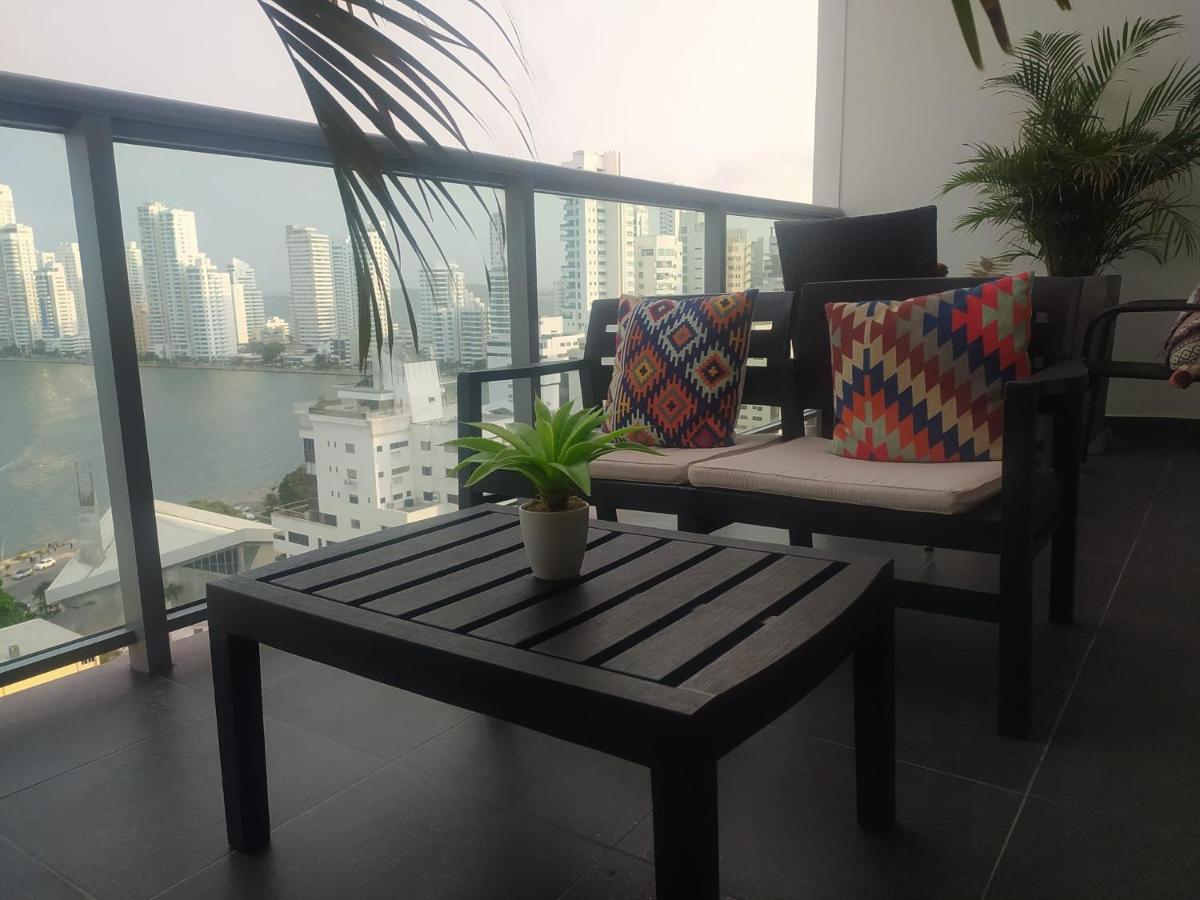 Lujoso Apartamento En Bocagrande Cartagena Luaran gambar