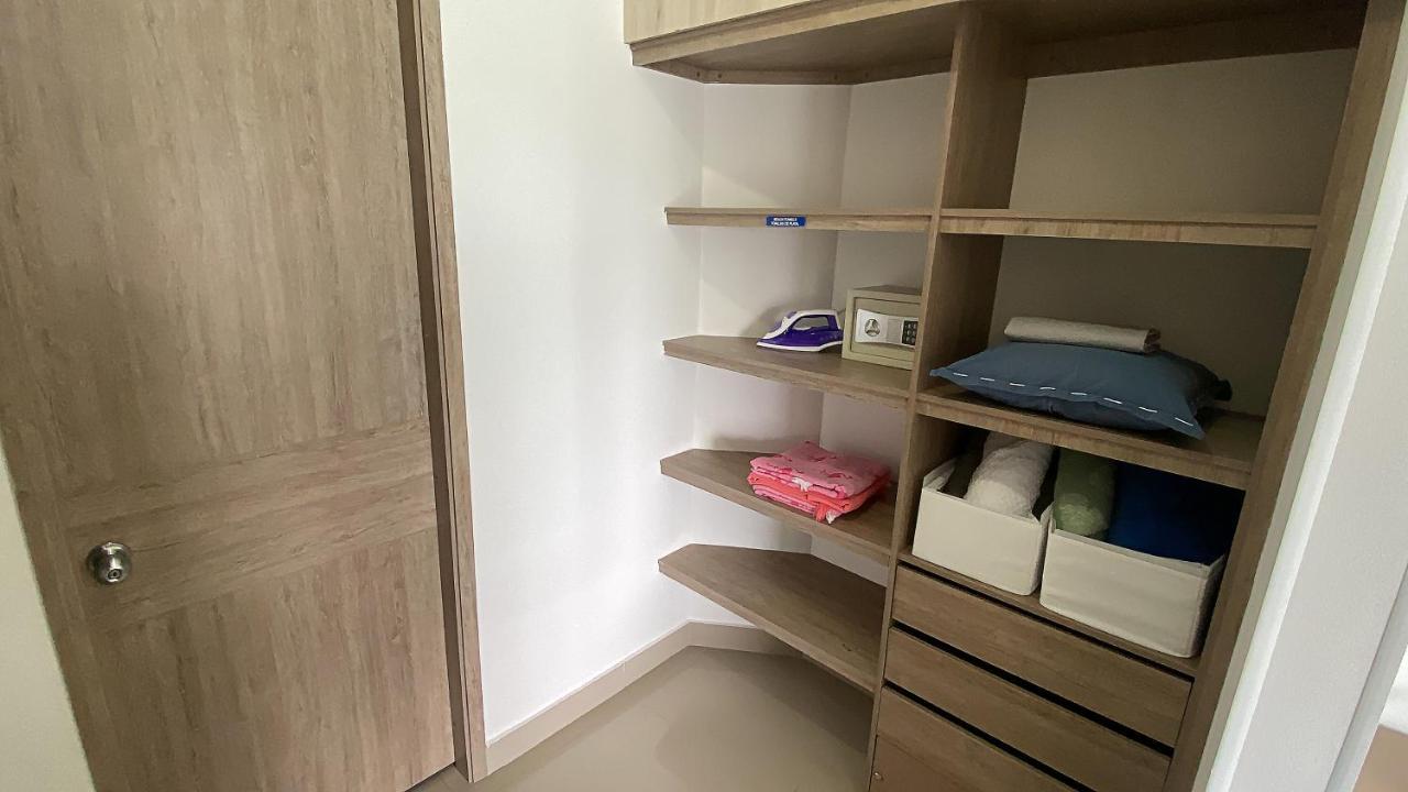 Lujoso Apartamento En Bocagrande Cartagena Luaran gambar