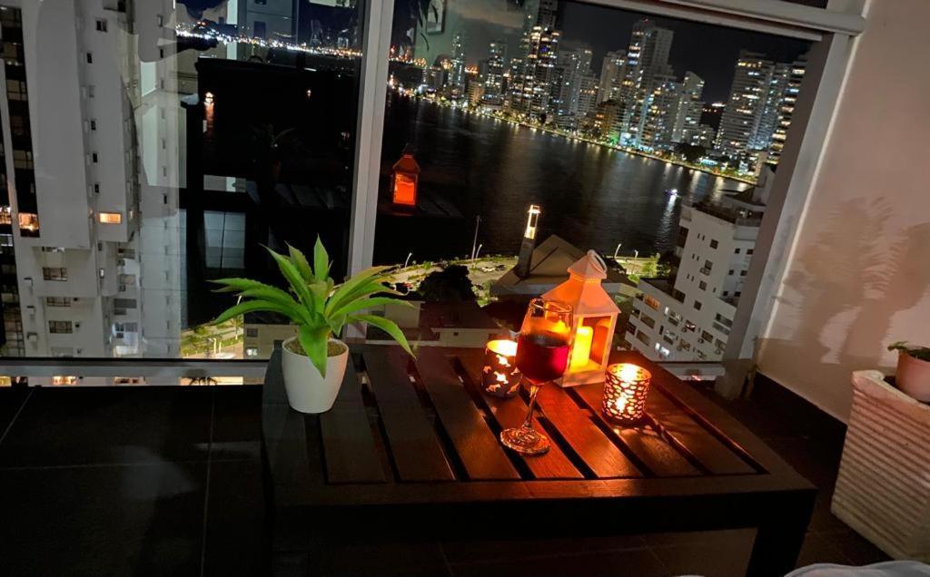 Lujoso Apartamento En Bocagrande Cartagena Luaran gambar